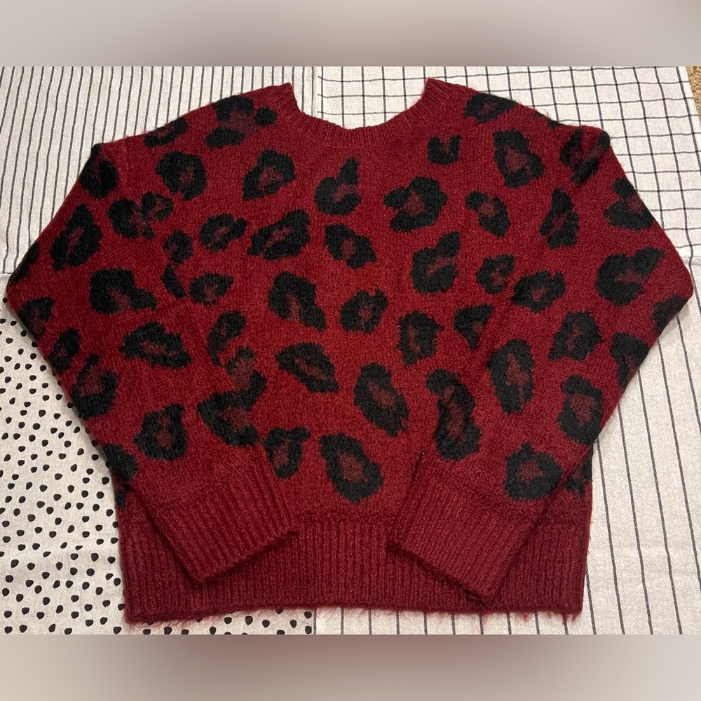 PINK Victoria Secret Merlot Leopard Print Pullover Sweater Size S